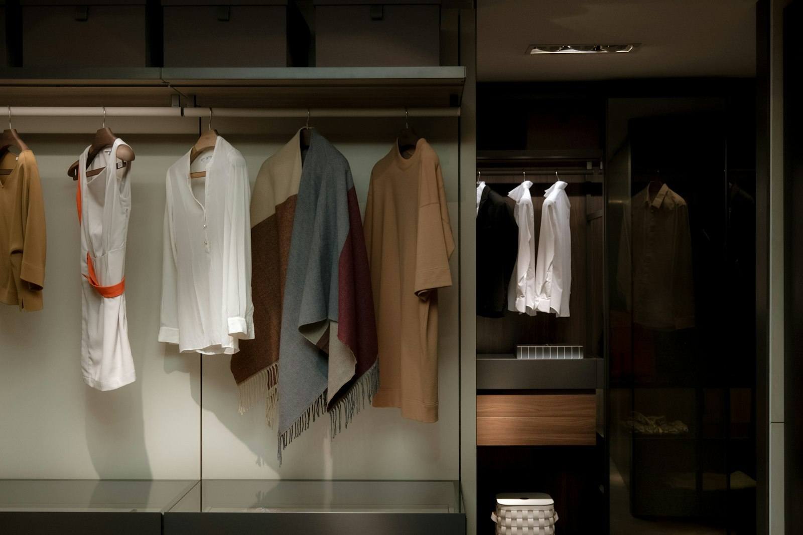 Wardrobe storage detail